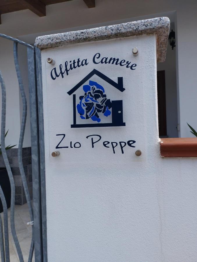 Affitta Camere Zio Peppe 산테오도로 외부 사진
