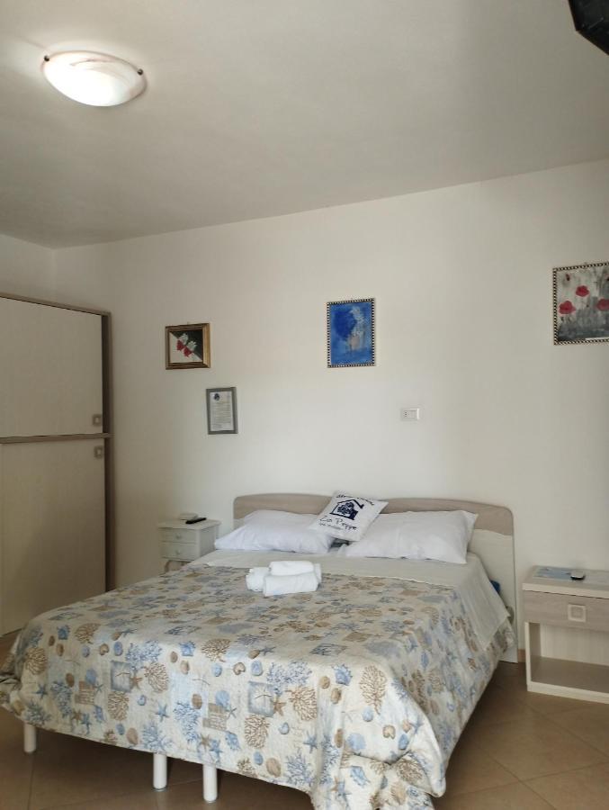 Affitta Camere Zio Peppe 산테오도로 외부 사진
